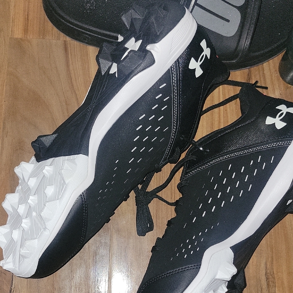 Under Armour Black and White Athletic Cleats